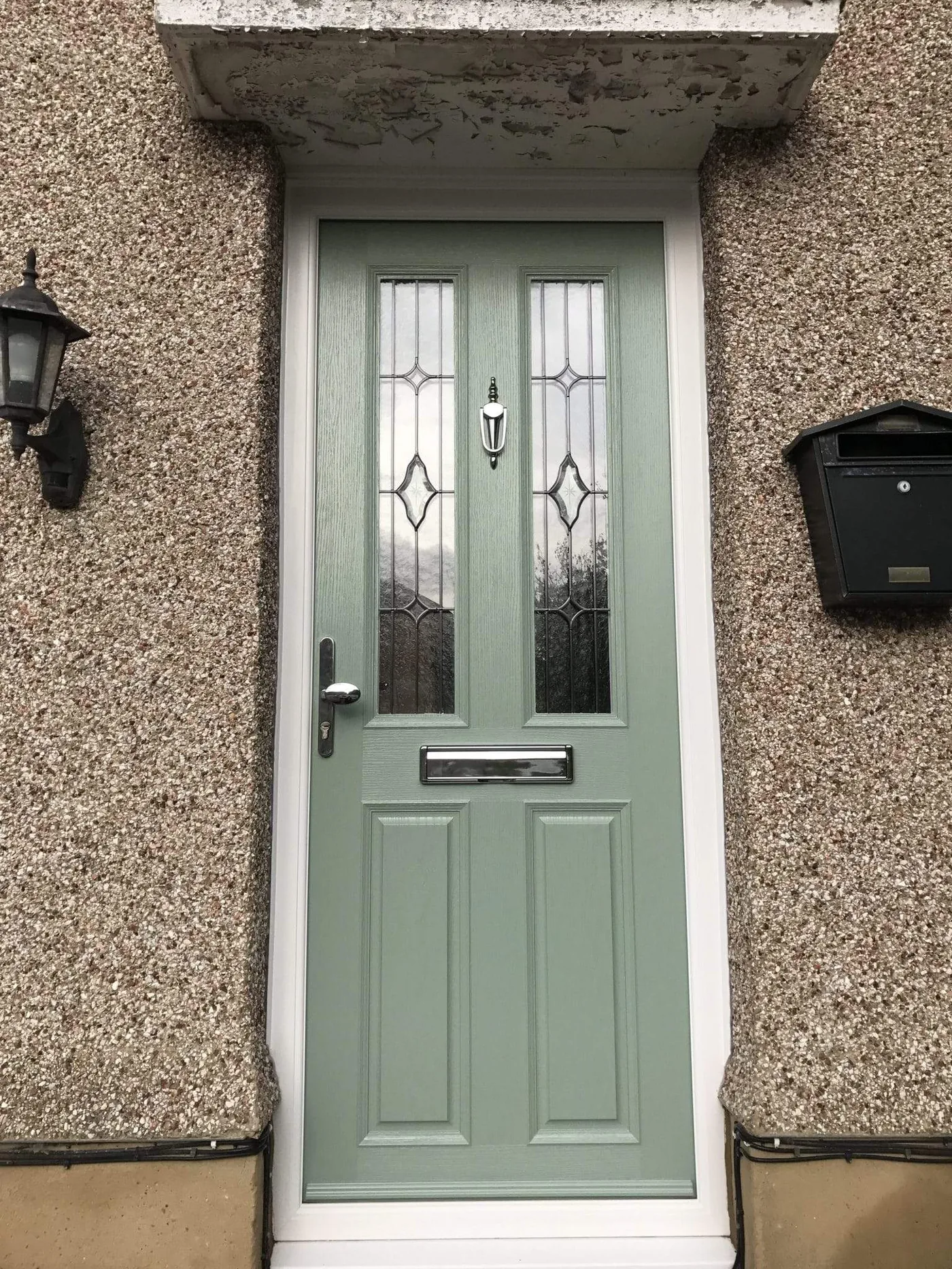 Chartwell green composite front door, real customer installation